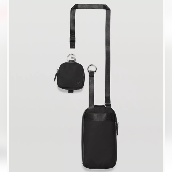 Lululemon BLACK Modular Phone Crossbody Bag W/ Mini Detachable Pouch - Picture 4 of 5